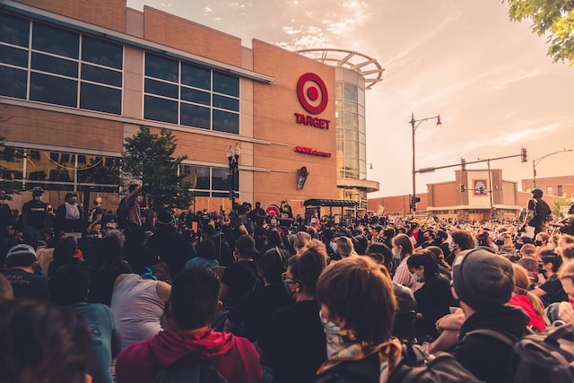 Target's profitable same-day delivery strategy is driving digital
