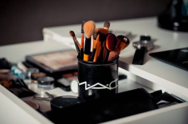 Estee Lauder SWOT Analysis