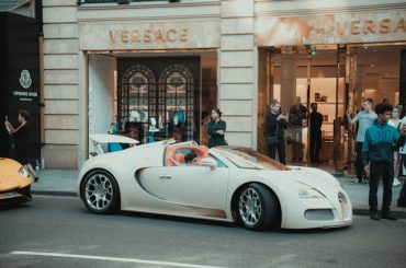 Versace SWOT Analysis