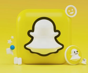 snapchat business model