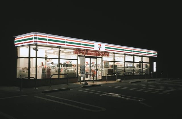 7-Eleven Franchise Business Model of Providing Convenience